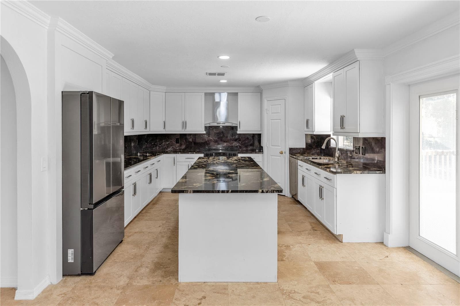 145 HARTWOOD STREET — photo 6 of 41
