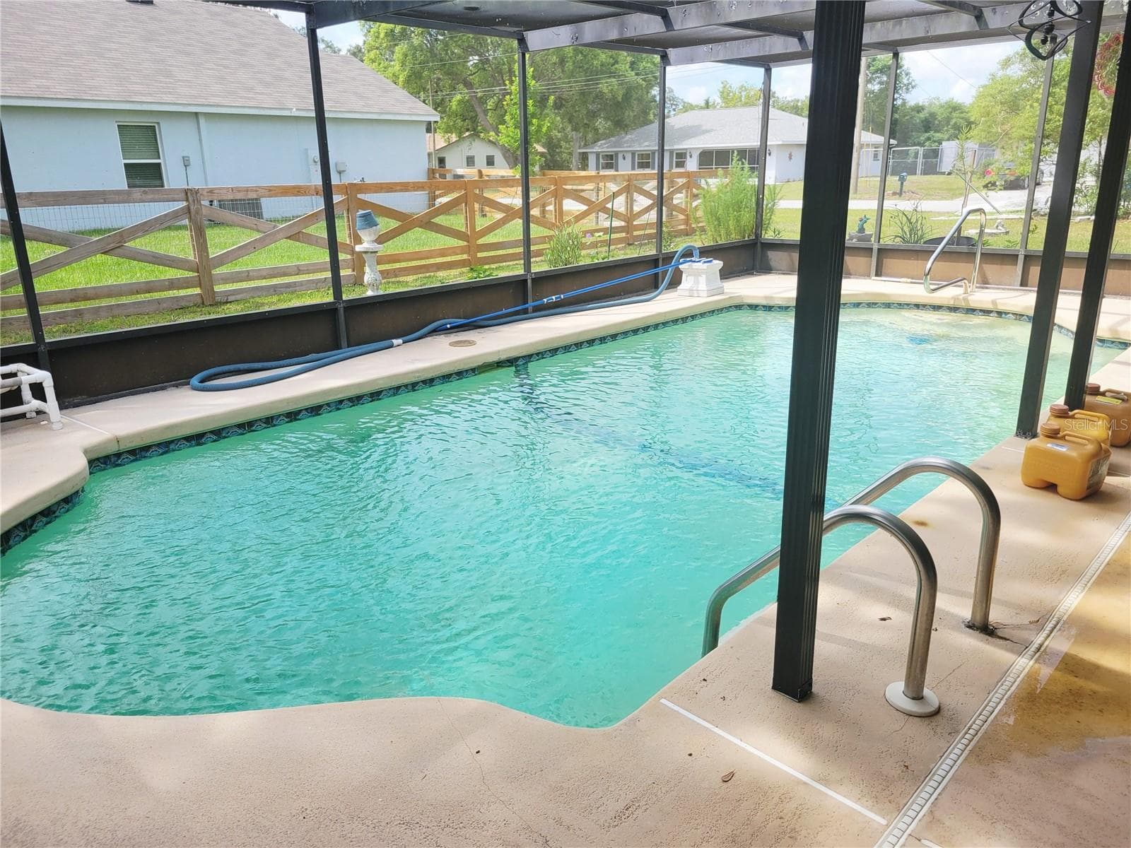 8962 JENA ROAD — photo 33 of 40