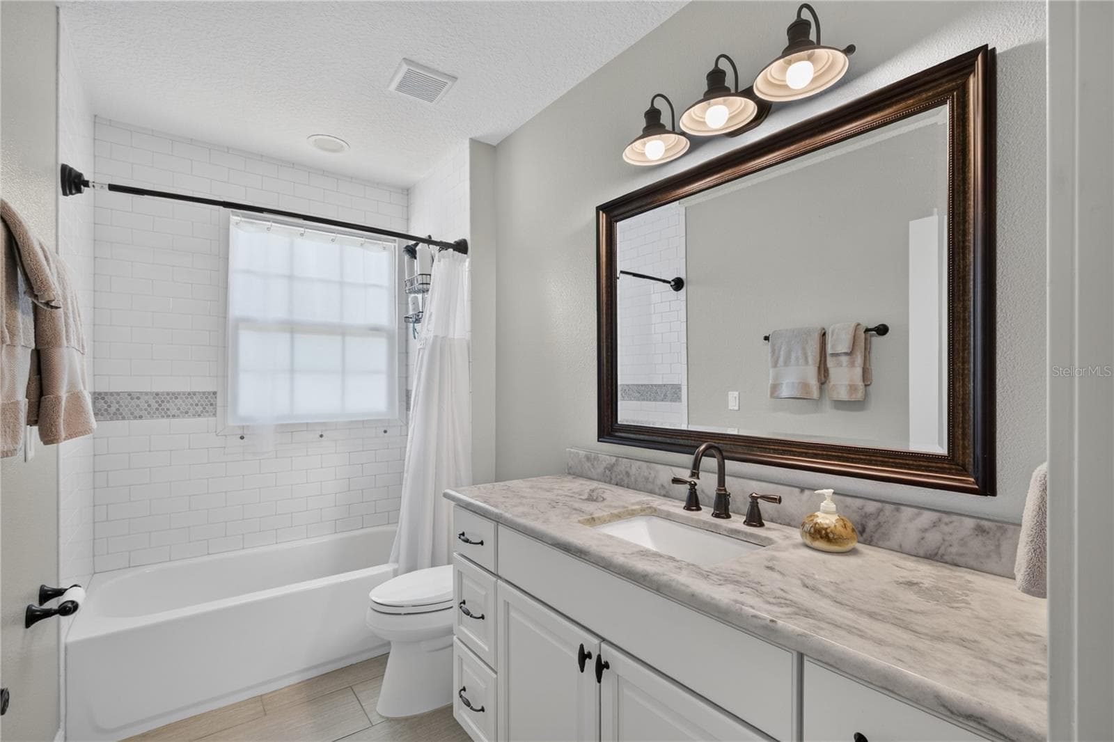 102 CLAYTON STREET — photo 17 of 50