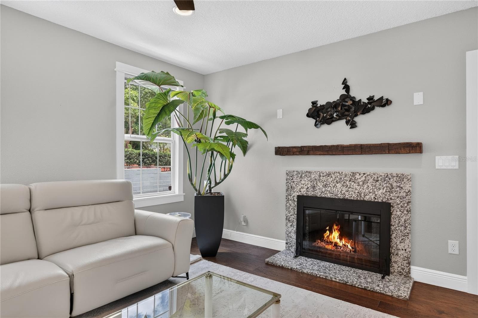 102 CLAYTON STREET — photo 8 of 50