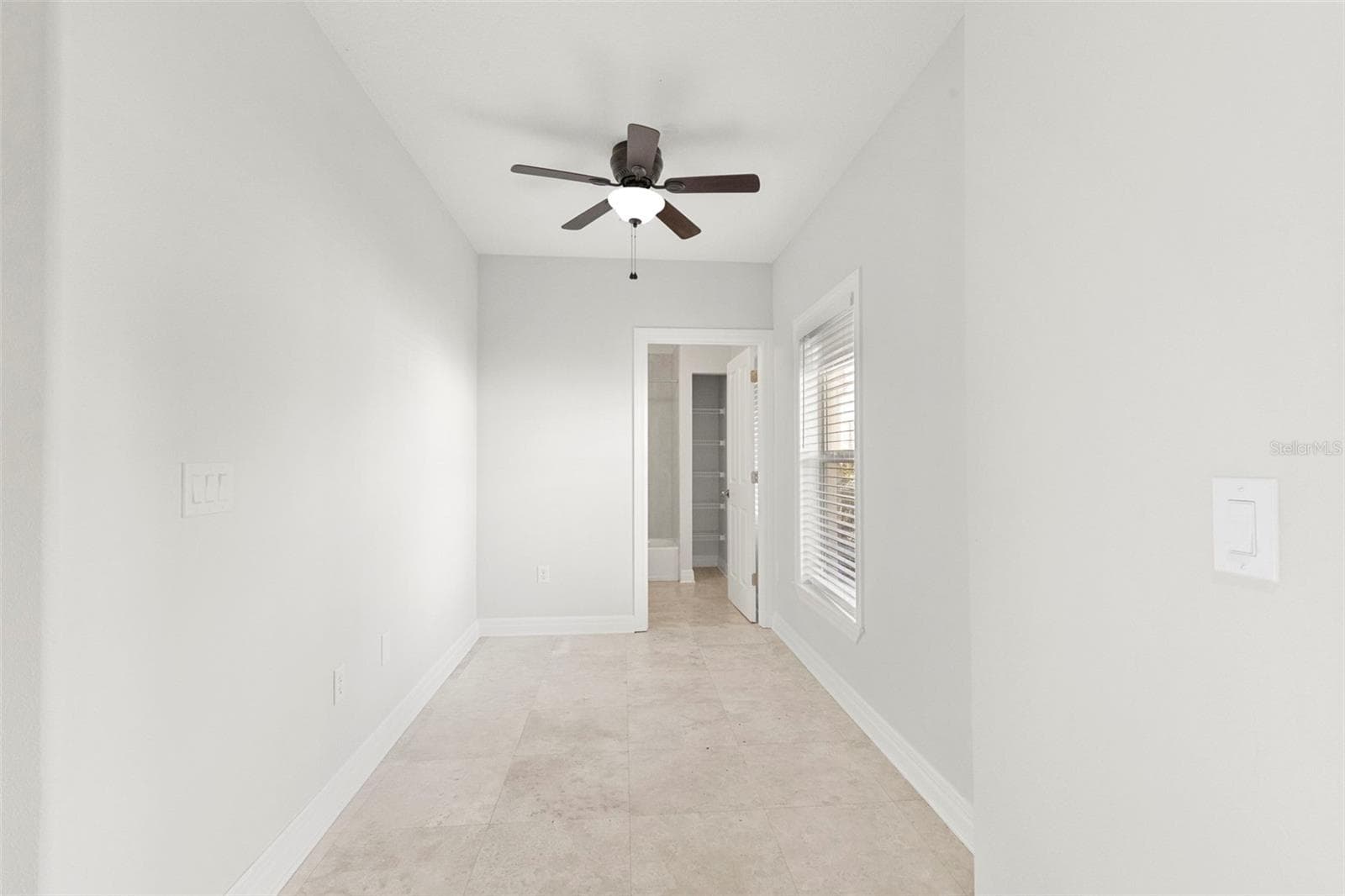905 VILLA VENICIA WAY — photo 39 of 55