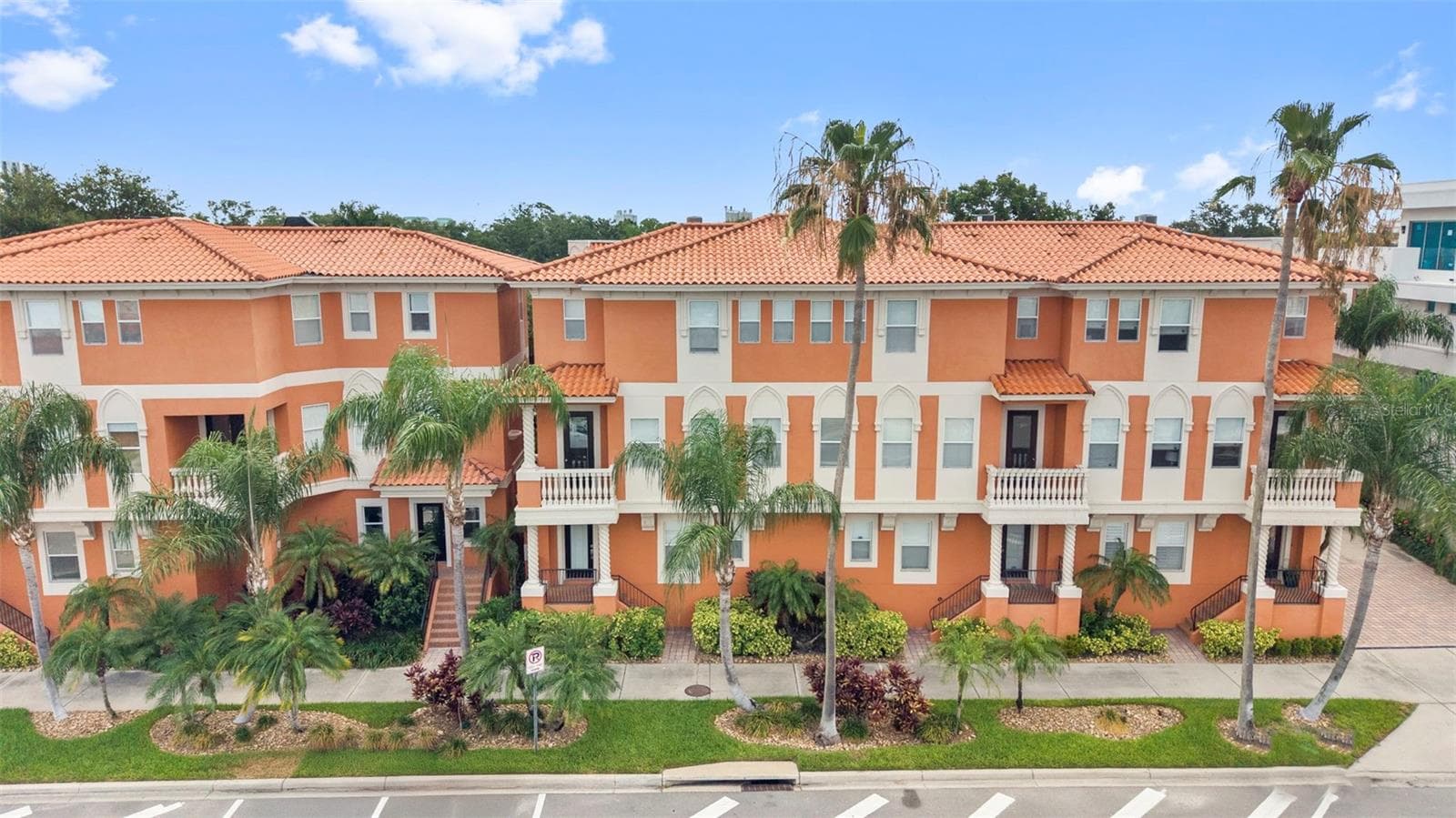 905 VILLA VENICIA WAY — photo 49 of 55
