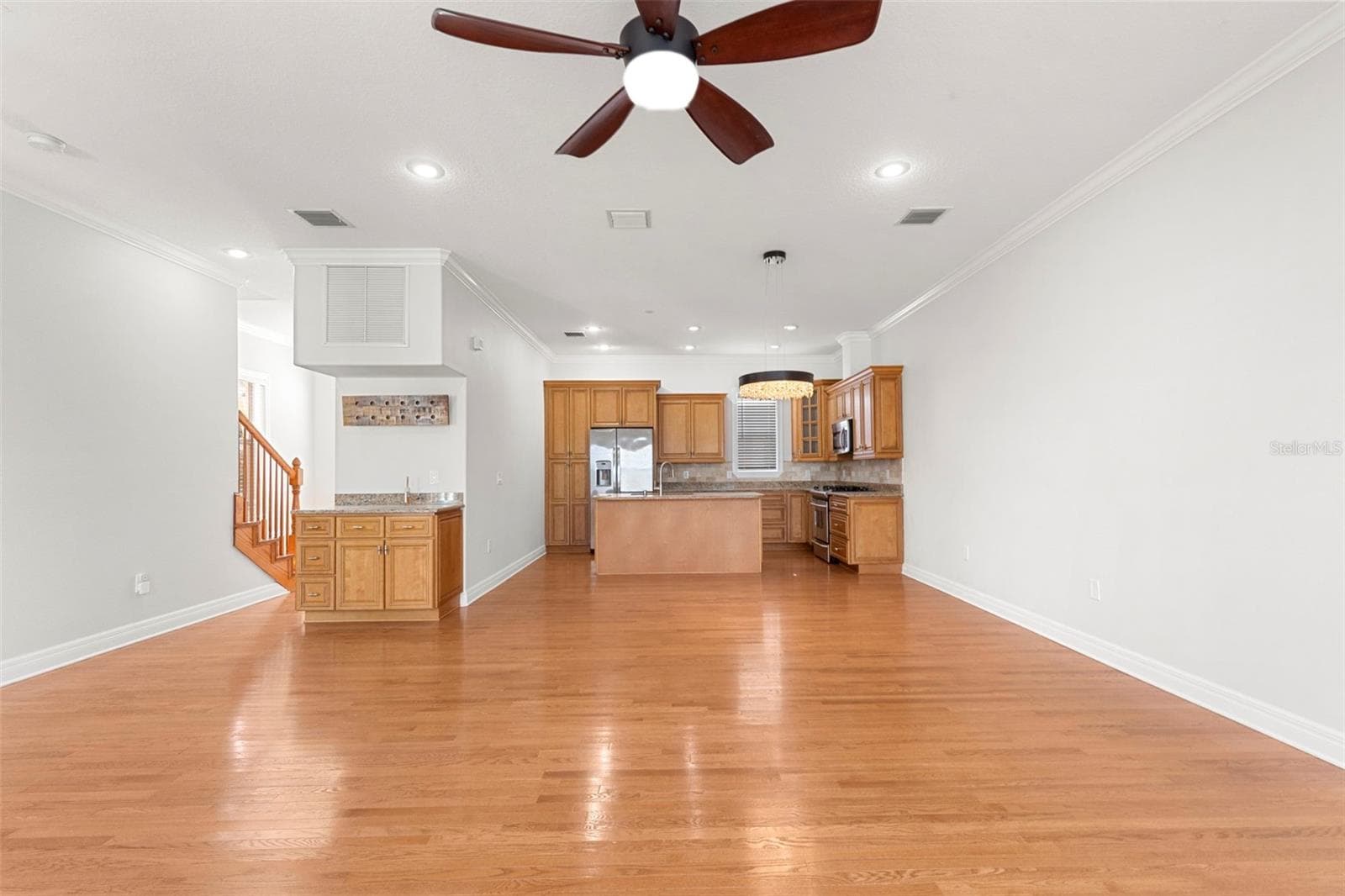 905 VILLA VENICIA WAY — photo 17 of 55