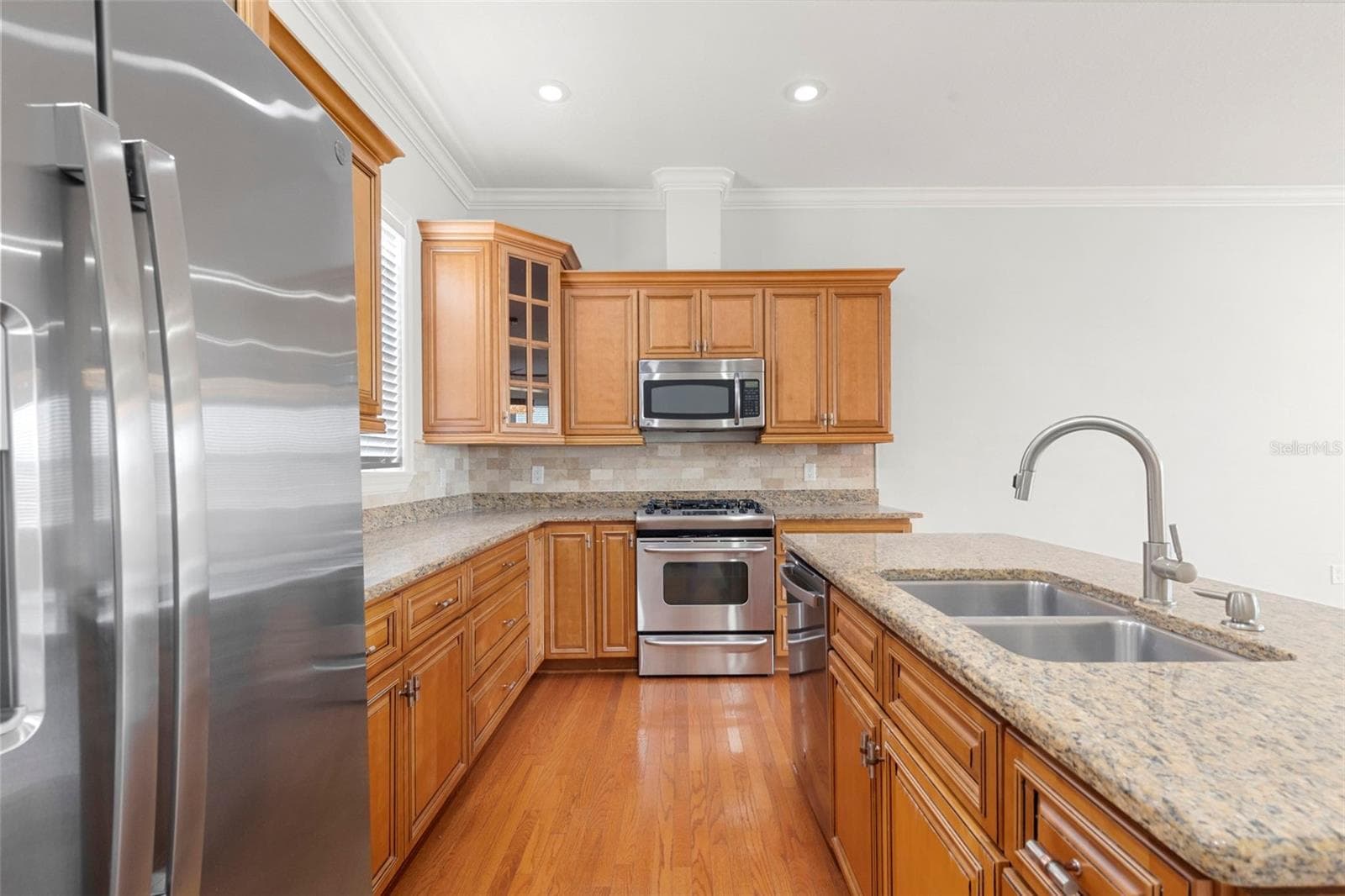 905 VILLA VENICIA WAY — photo 13 of 55
