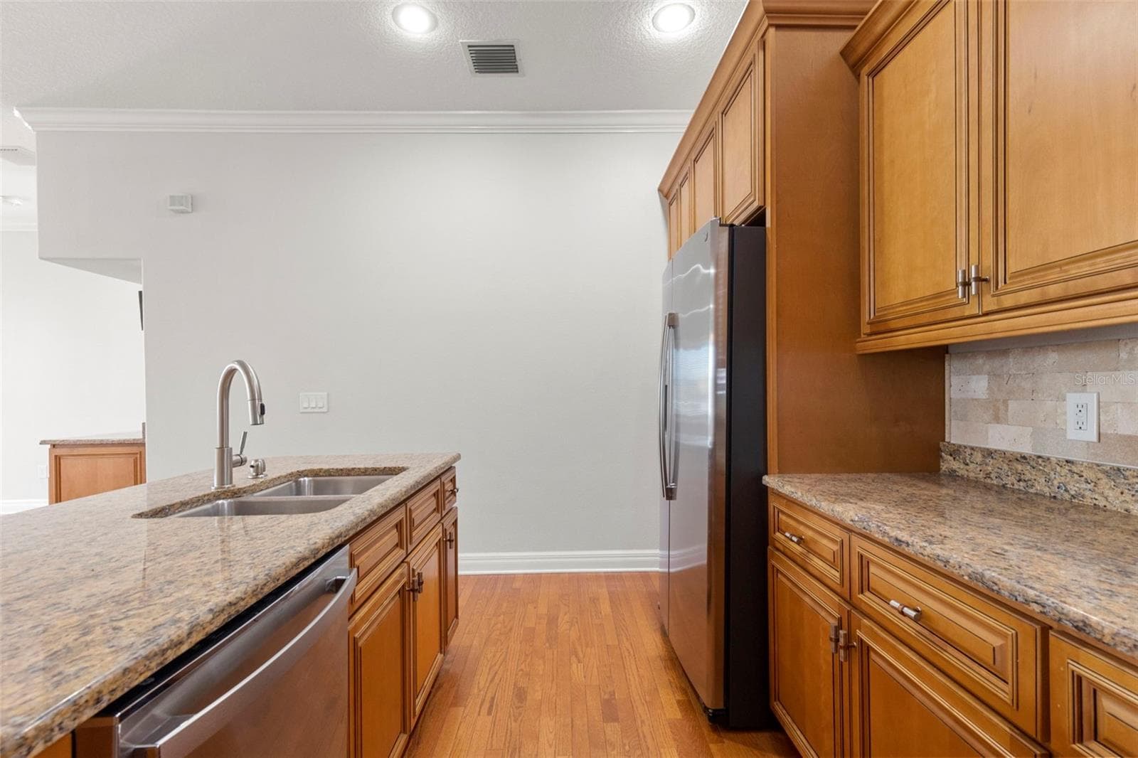 905 VILLA VENICIA WAY — photo 14 of 55