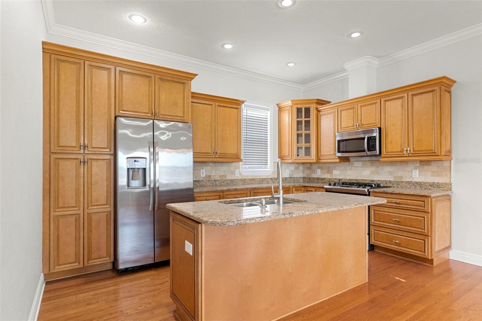 905 VILLA VENICIA WAY — photo 12 of 55