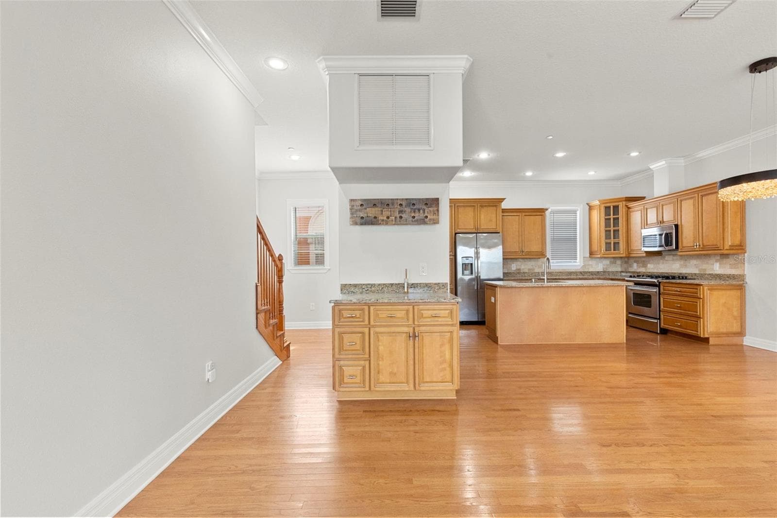 905 VILLA VENICIA WAY — photo 18 of 55