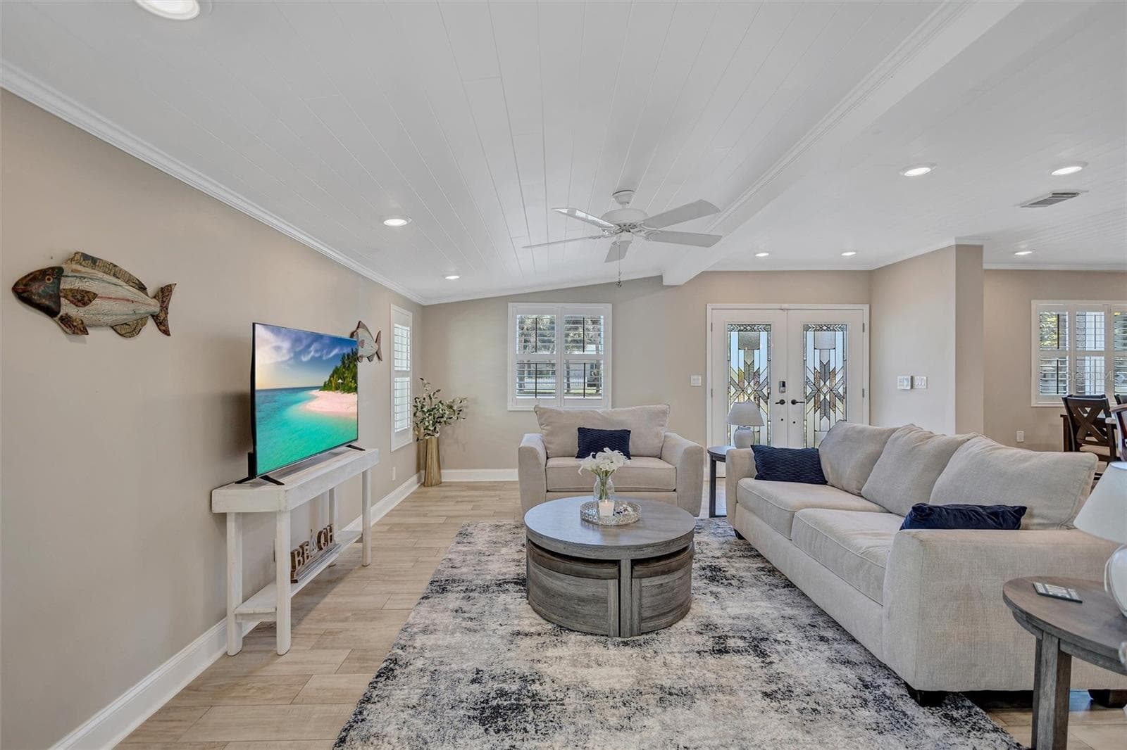 302 MAYO STREET — photo 9 of 44