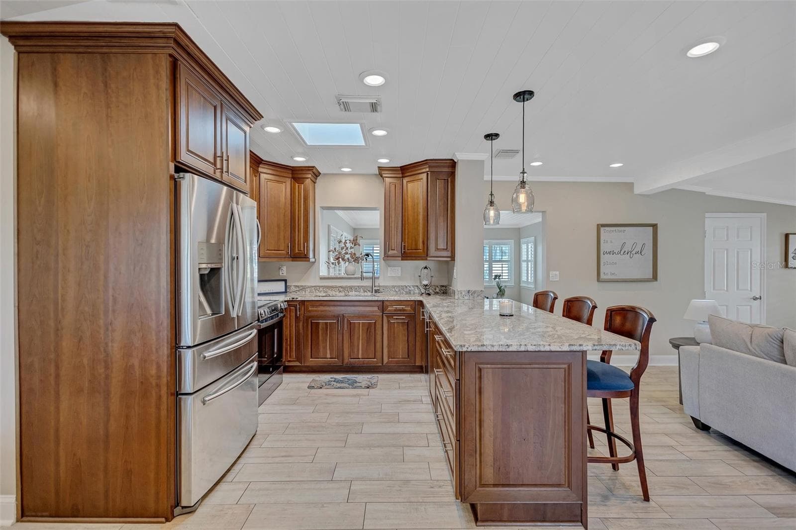 302 MAYO STREET — photo 16 of 44