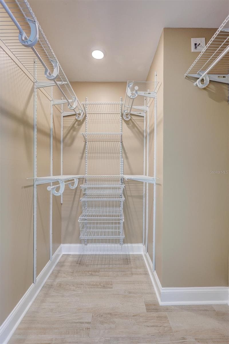 302 MAYO STREET — photo 26 of 44