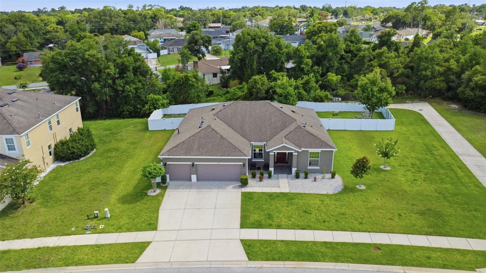 1346 LAKE BATON DRIVE — photo 33 of 33