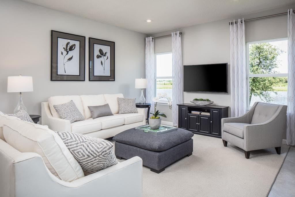 2293 LANDING DRIVE — photo 8 of 19