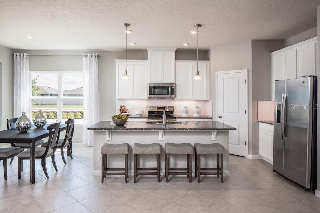 2293 LANDING DRIVE — photo 4 of 19