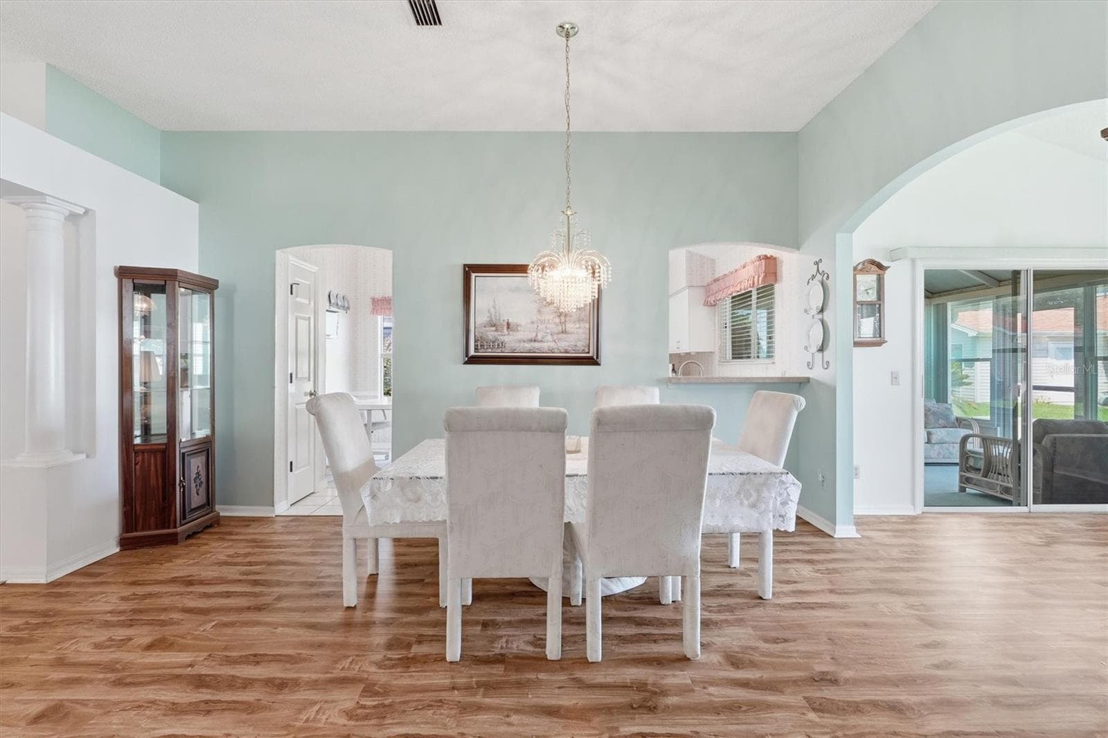 1260 GRANADA COURT — photo 12 of 52