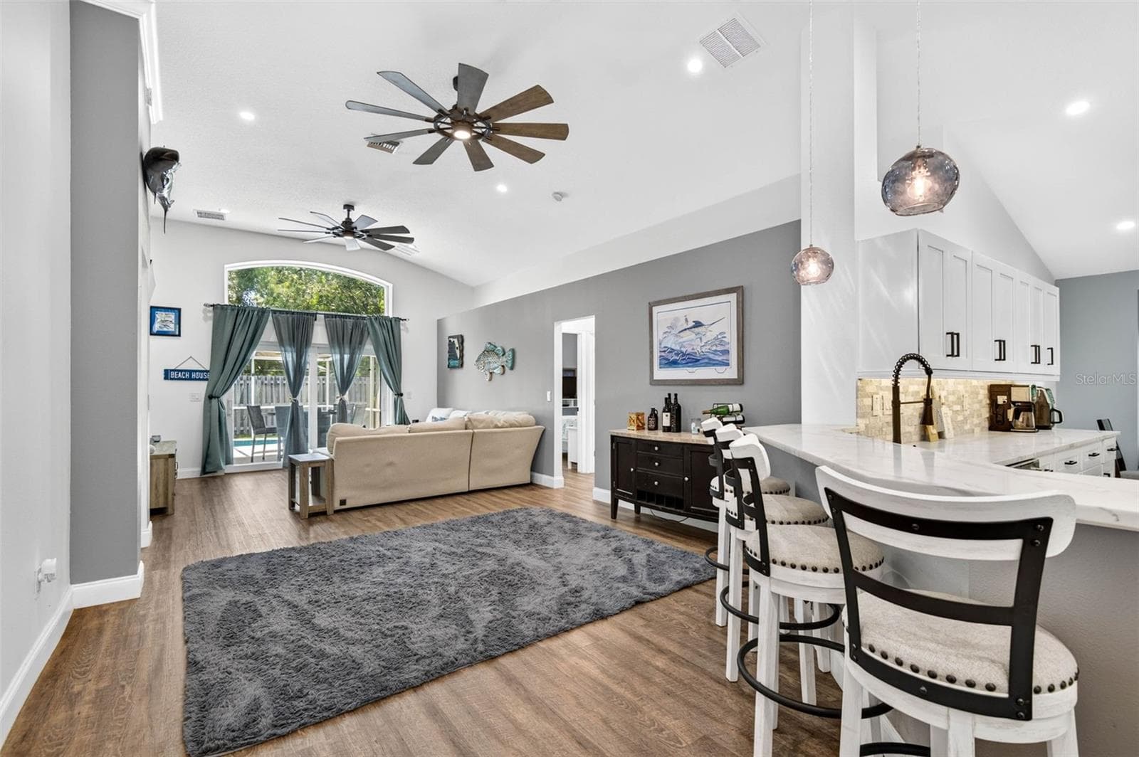 12321 GLENFIELD AVENUE — photo 4 of 33