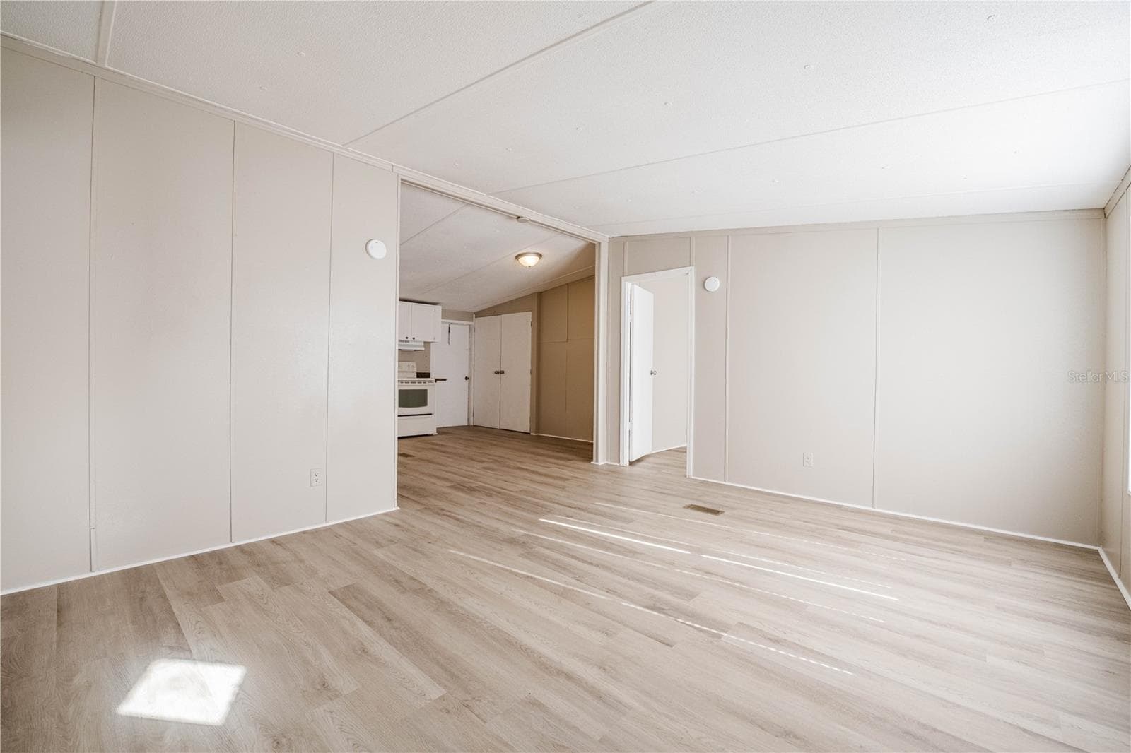 410 AVENUE A WAHNETA — photo 4 of 24