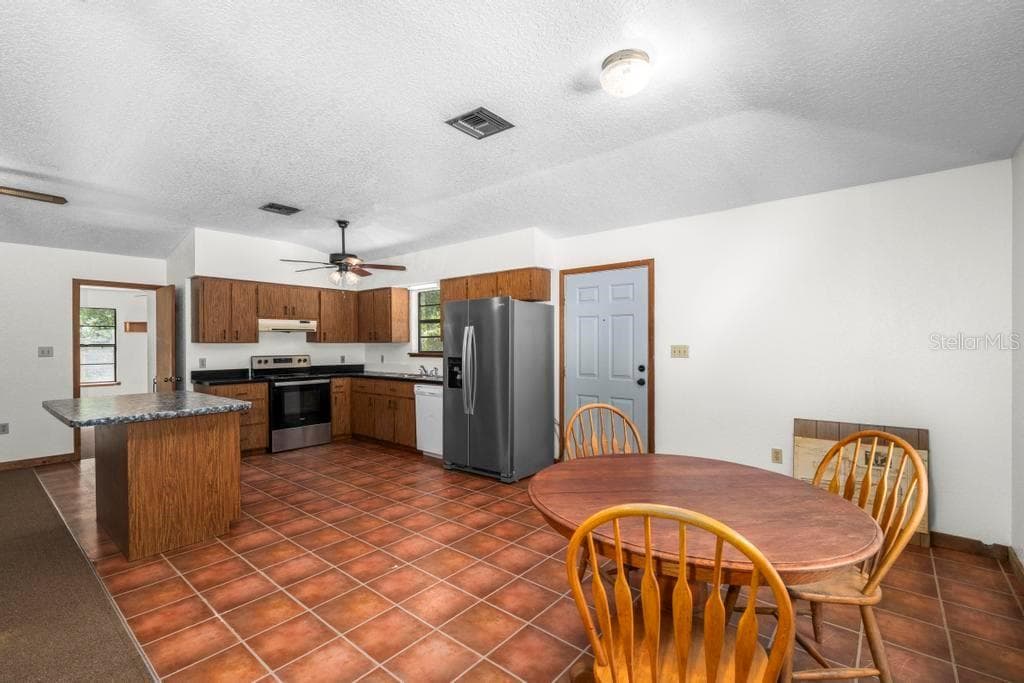 24607 POLAR BEAR ROAD — photo 27 of 52