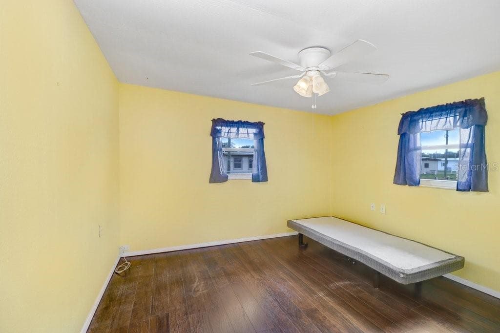 39038 HEATH DRIVE — photo 15 of 29