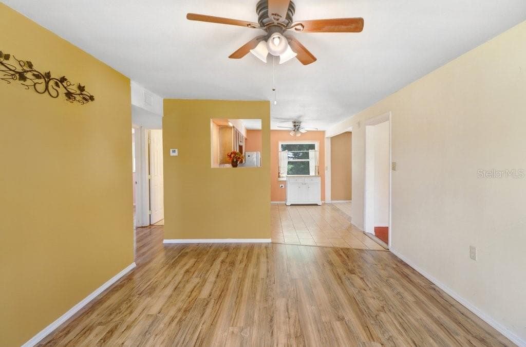 39038 HEATH DRIVE — photo 11 of 29