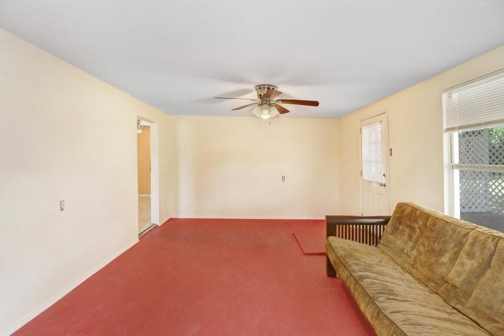 39038 HEATH DRIVE — photo 7 of 29
