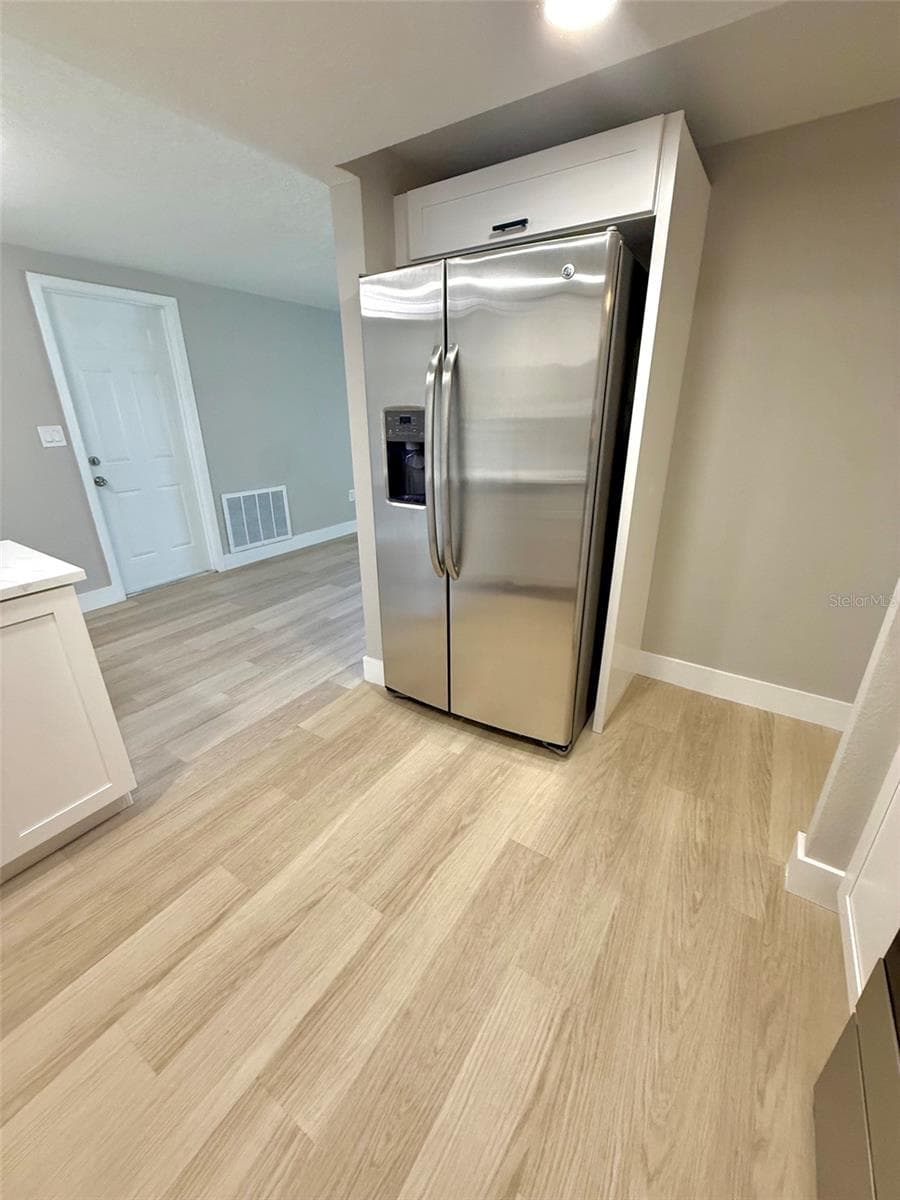 9315 SAINT REGIS LANE — photo 10 of 30