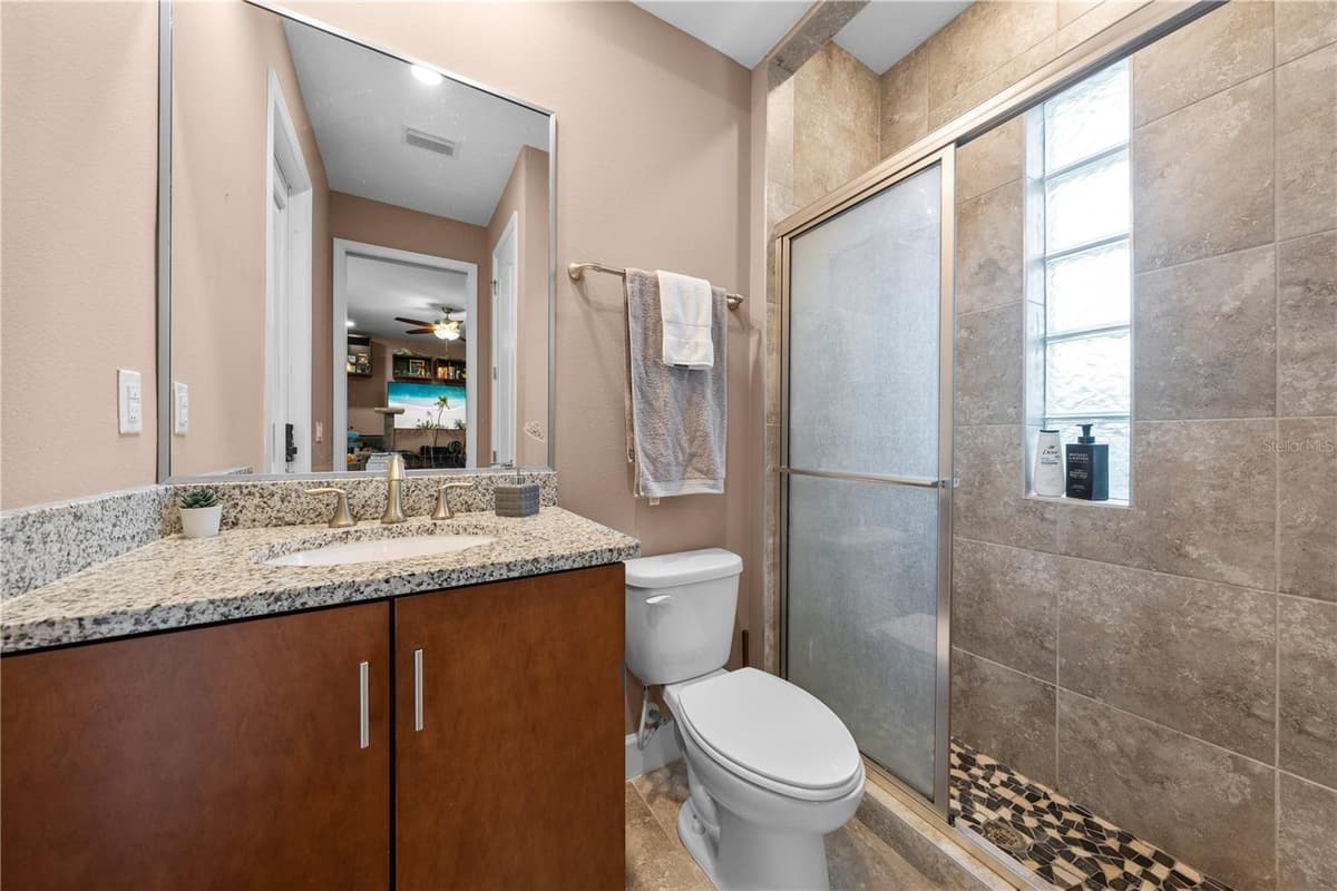 2557 HERITAGE GREEN AVENUE — photo 45 of 78