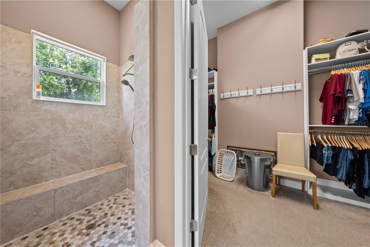 2557 HERITAGE GREEN AVENUE — photo 31 of 78