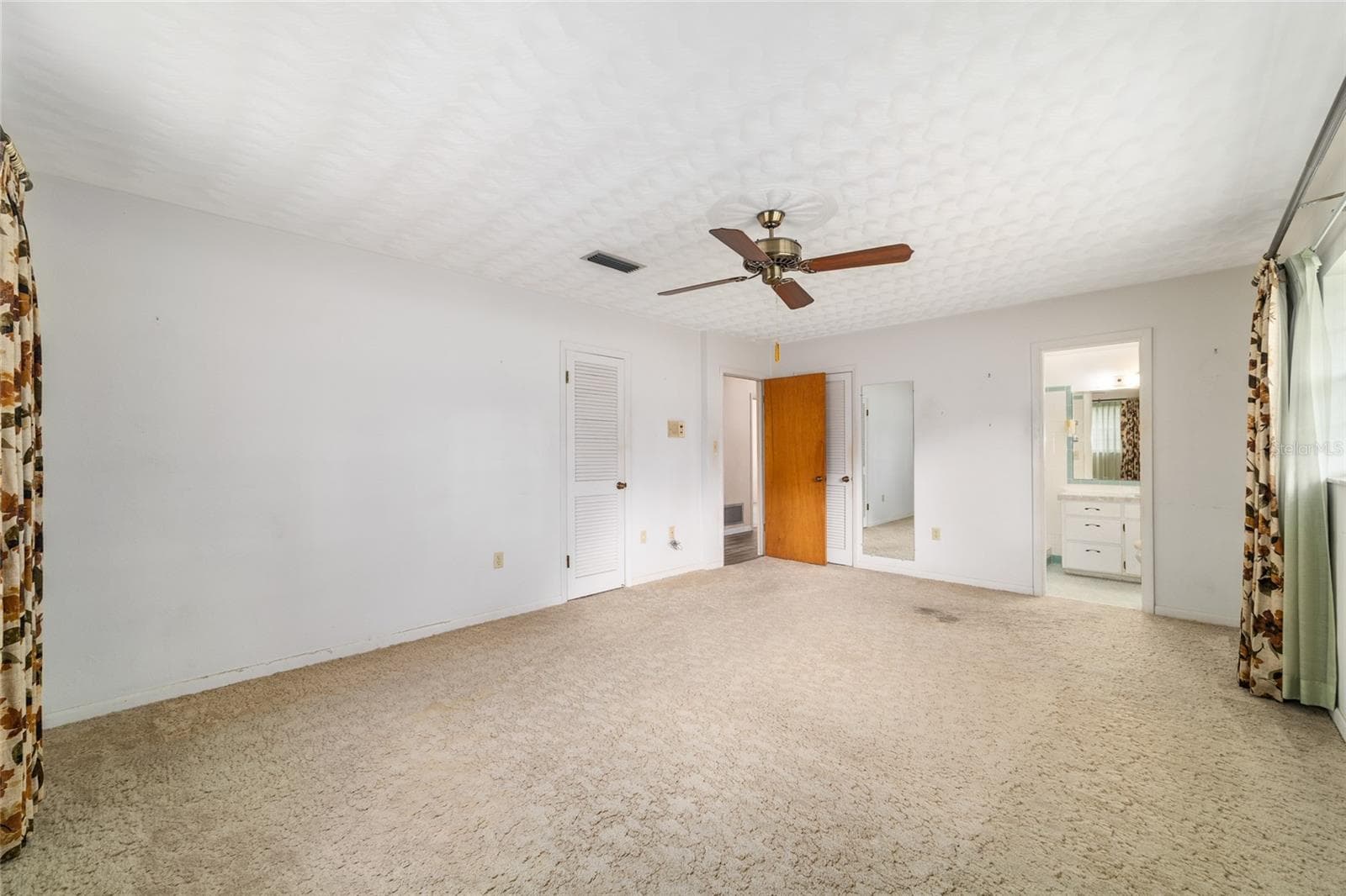 35237 MULHOLLAND DRIVE — photo 34 of 42