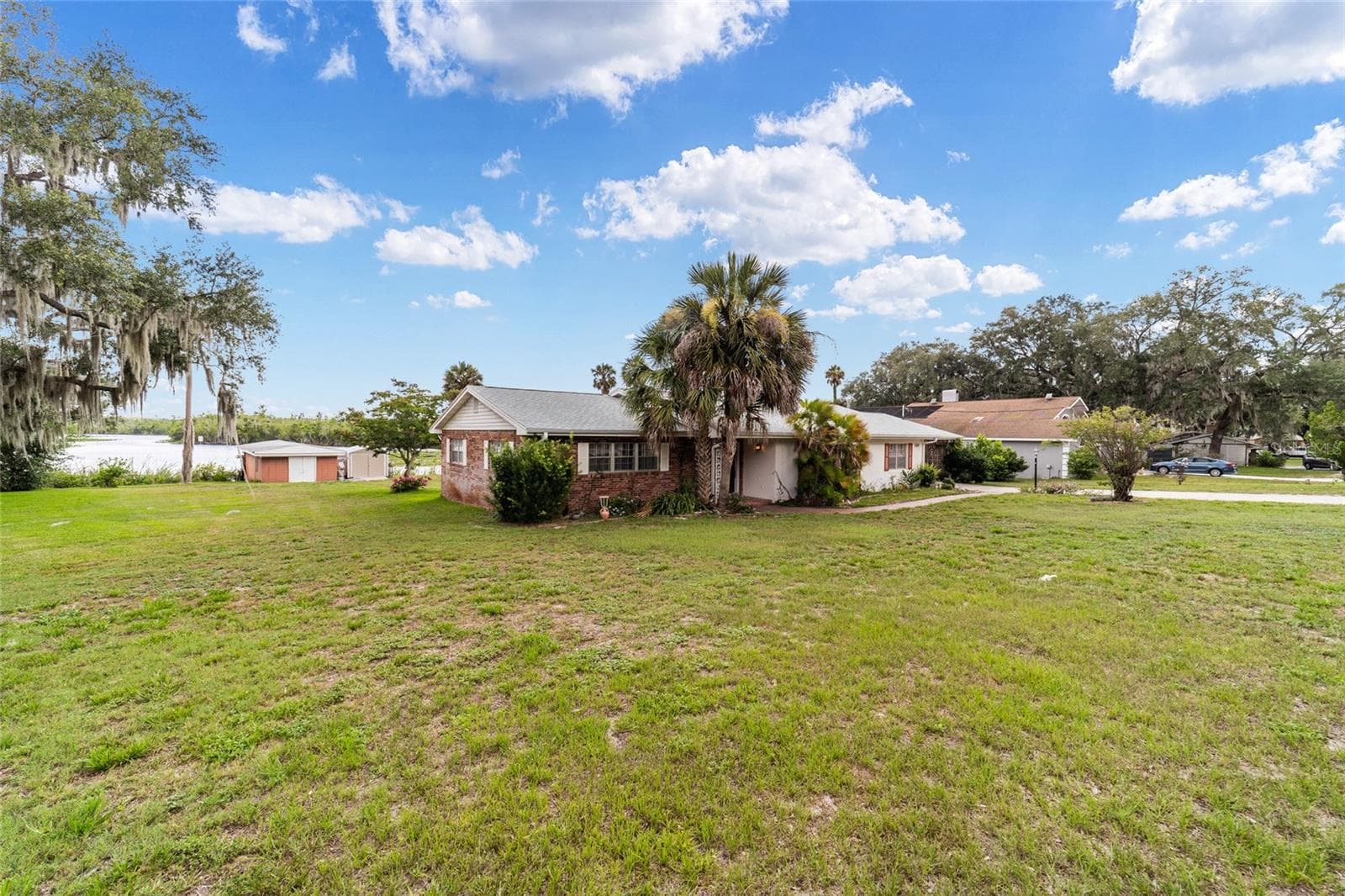 35237 MULHOLLAND DRIVE — photo 3 of 42