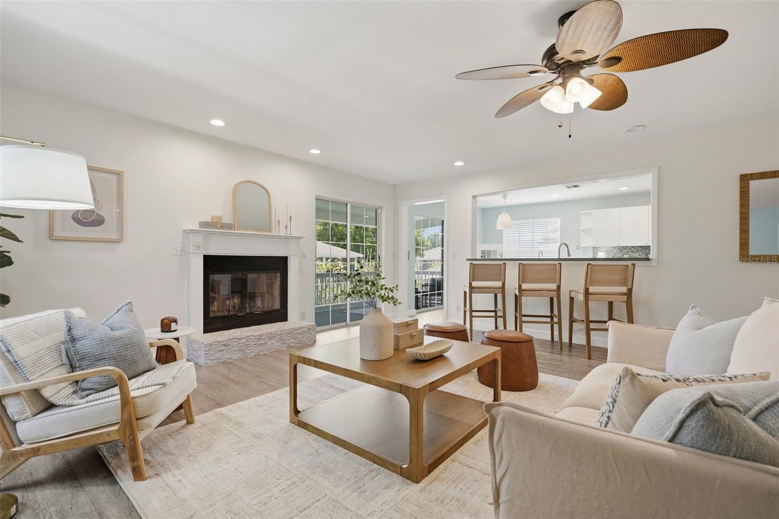433 MONTE CRISTO BOULEVARD — photo 10 of 49