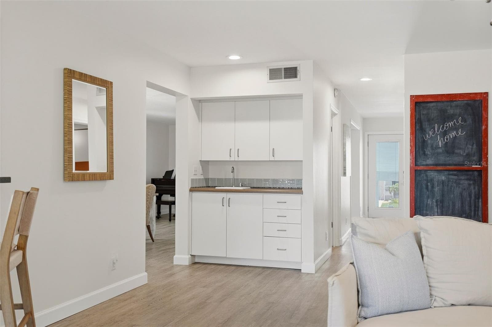 433 MONTE CRISTO BOULEVARD — photo 12 of 49