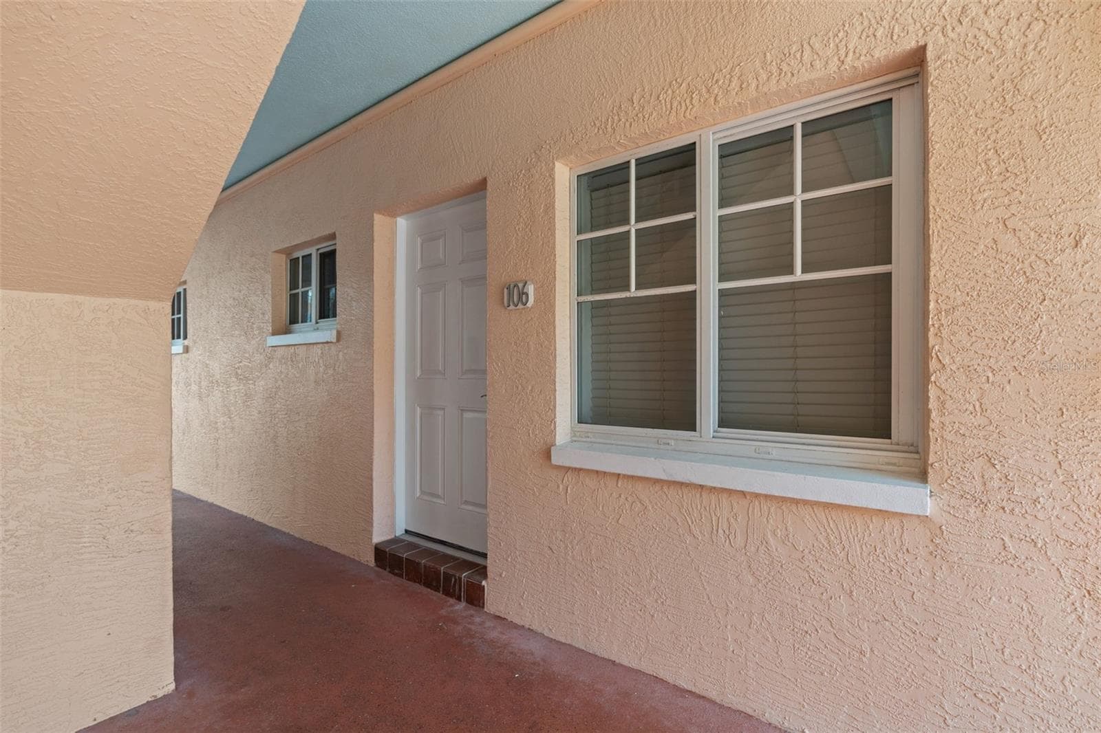 19417 GULF BOULEVARD — photo 30 of 49