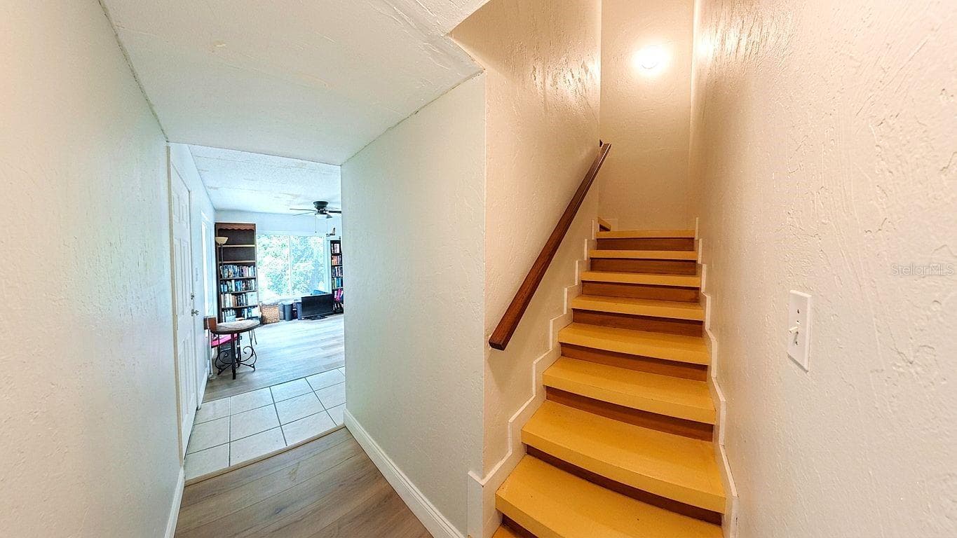 309 AMHERST AVENUE — photo 17 of 25