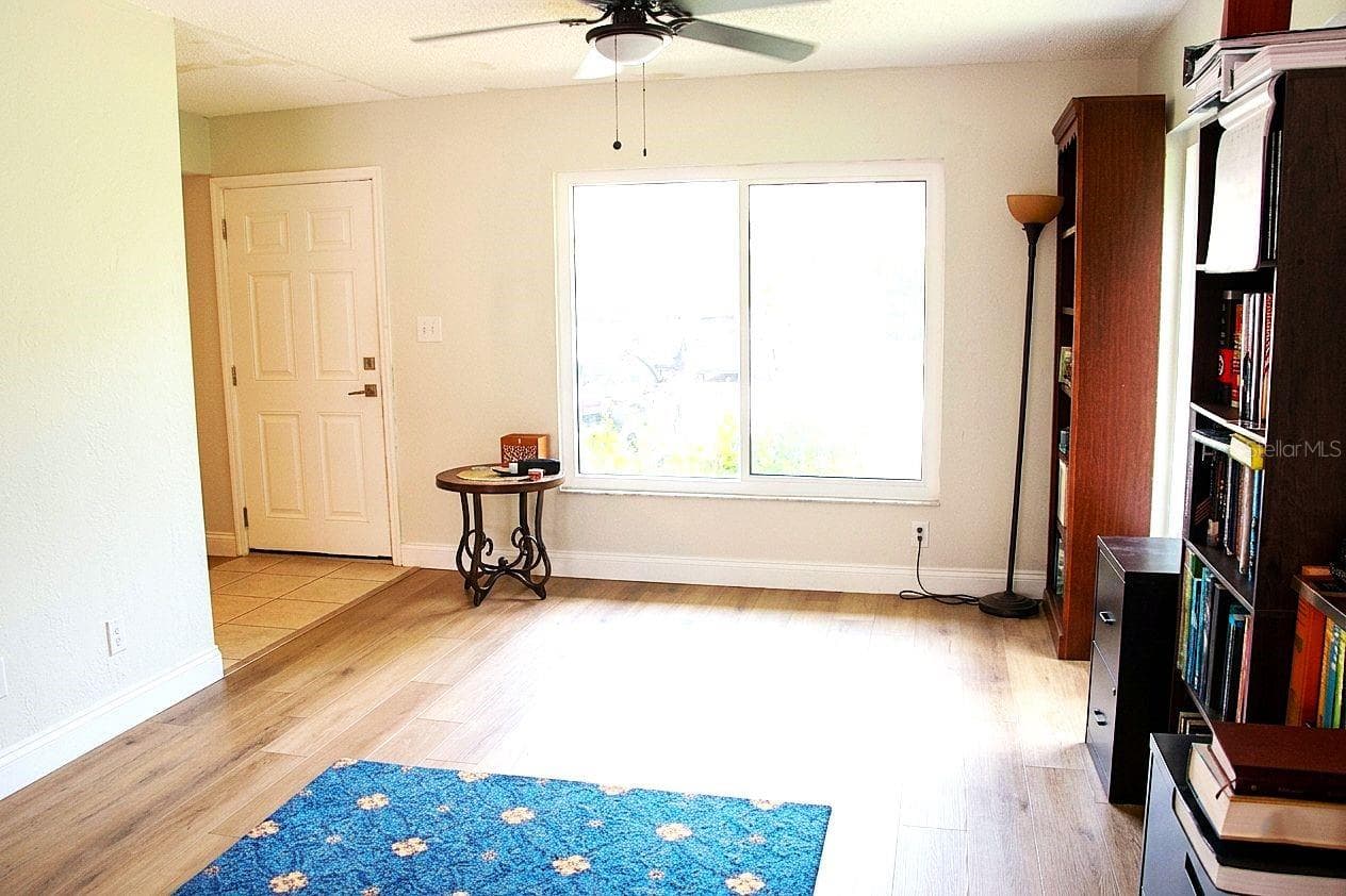 309 AMHERST AVENUE — photo 11 of 25
