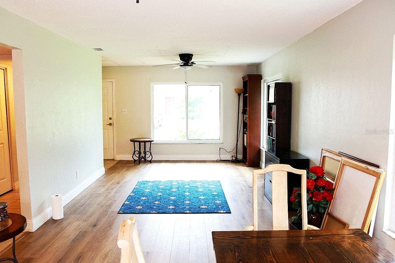 309 AMHERST AVENUE — photo 10 of 25