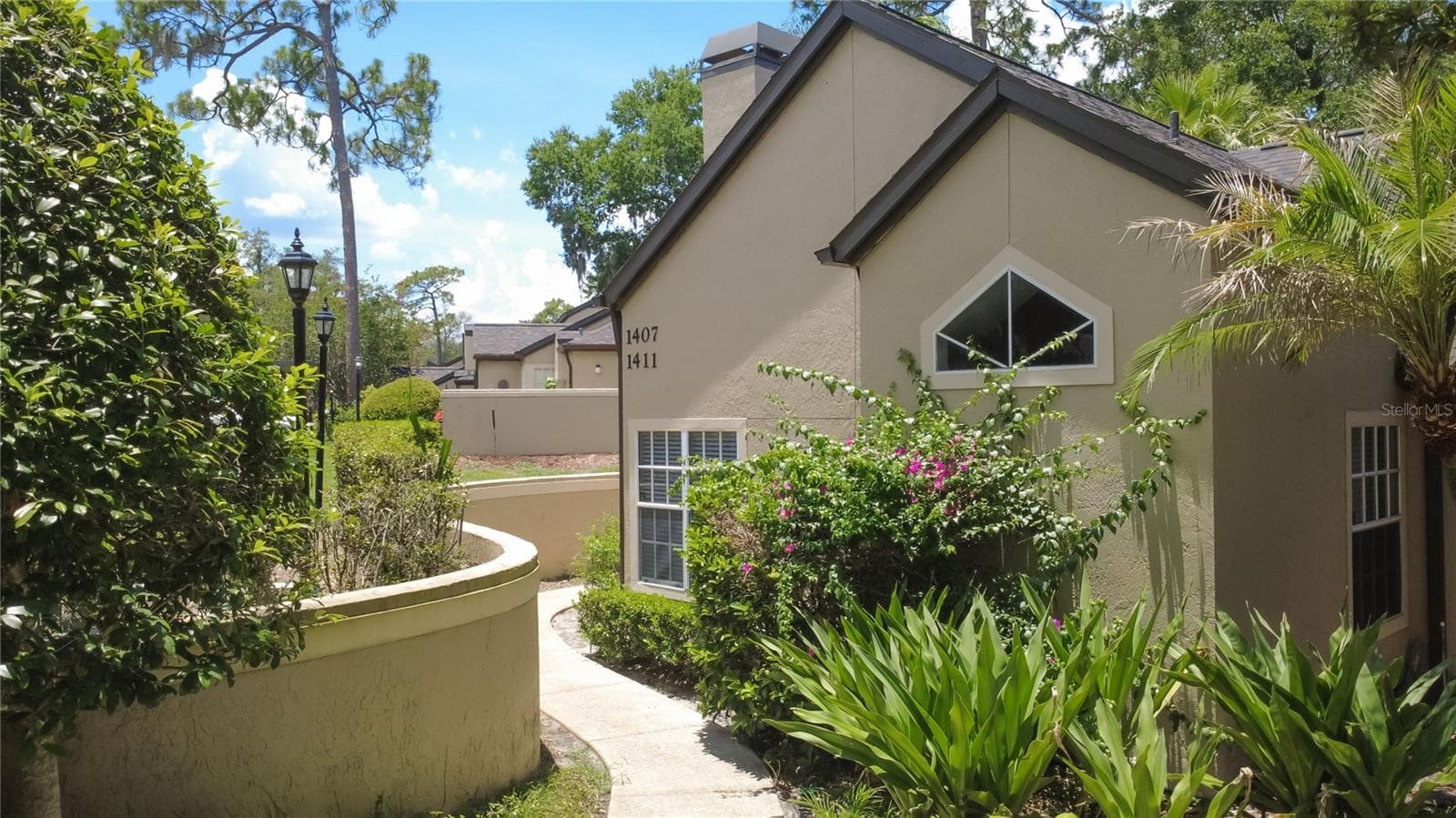 1411 FARRINDON CIRCLE