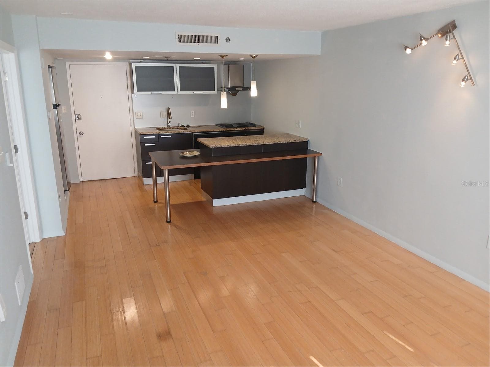 701 MADISON AVENUE — photo 9 of 22