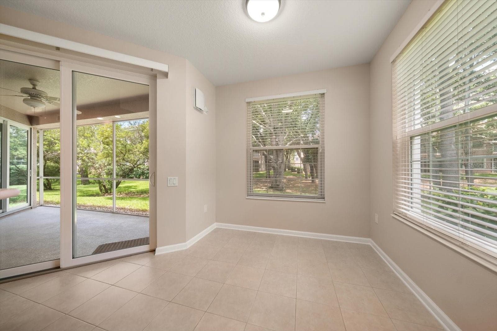 853 LANTERN WAY — photo 30 of 49