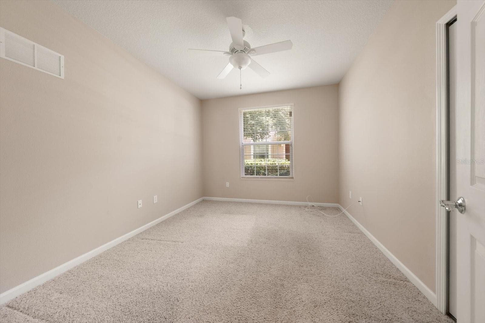 853 LANTERN WAY — photo 38 of 49
