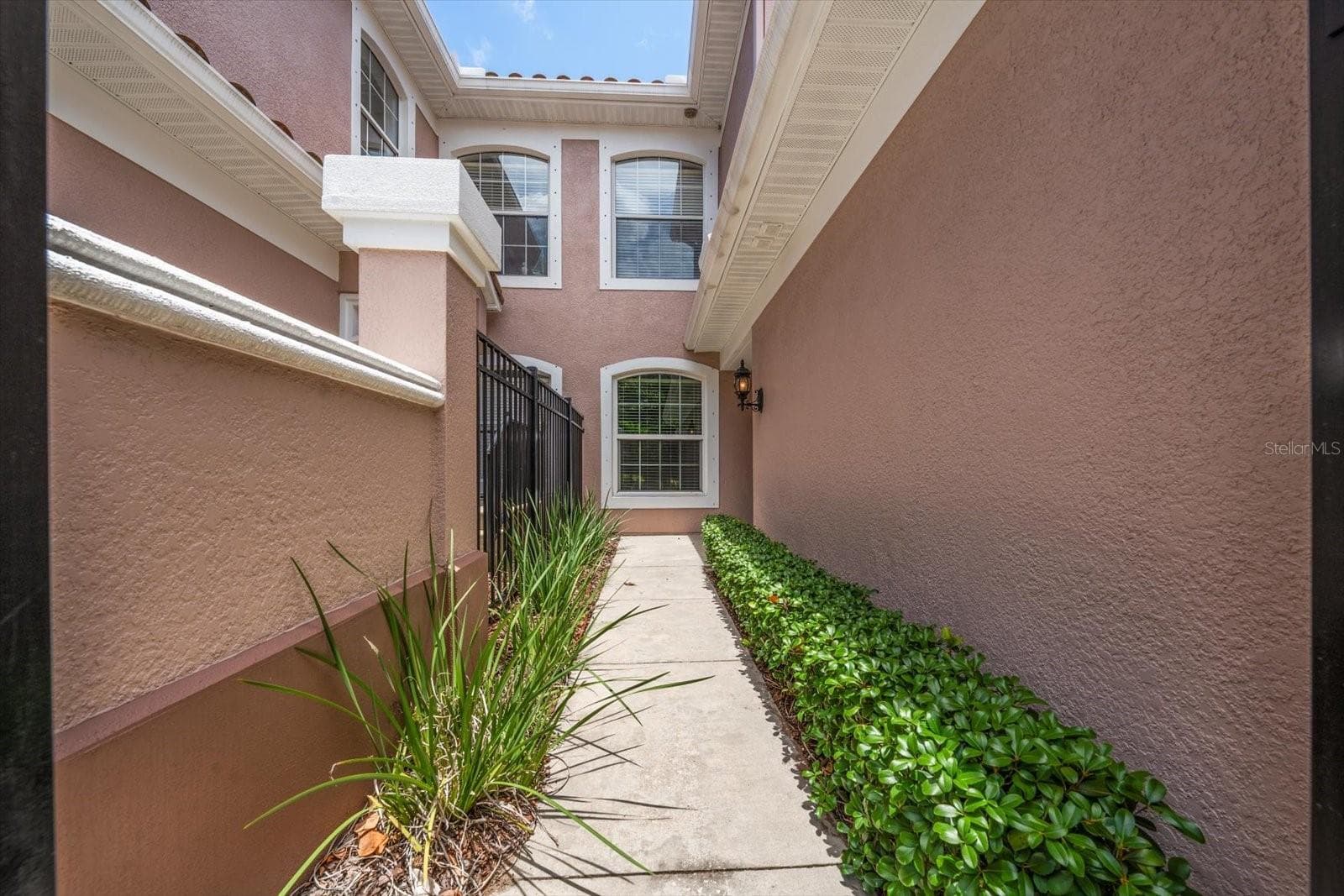 853 LANTERN WAY — photo 45 of 49