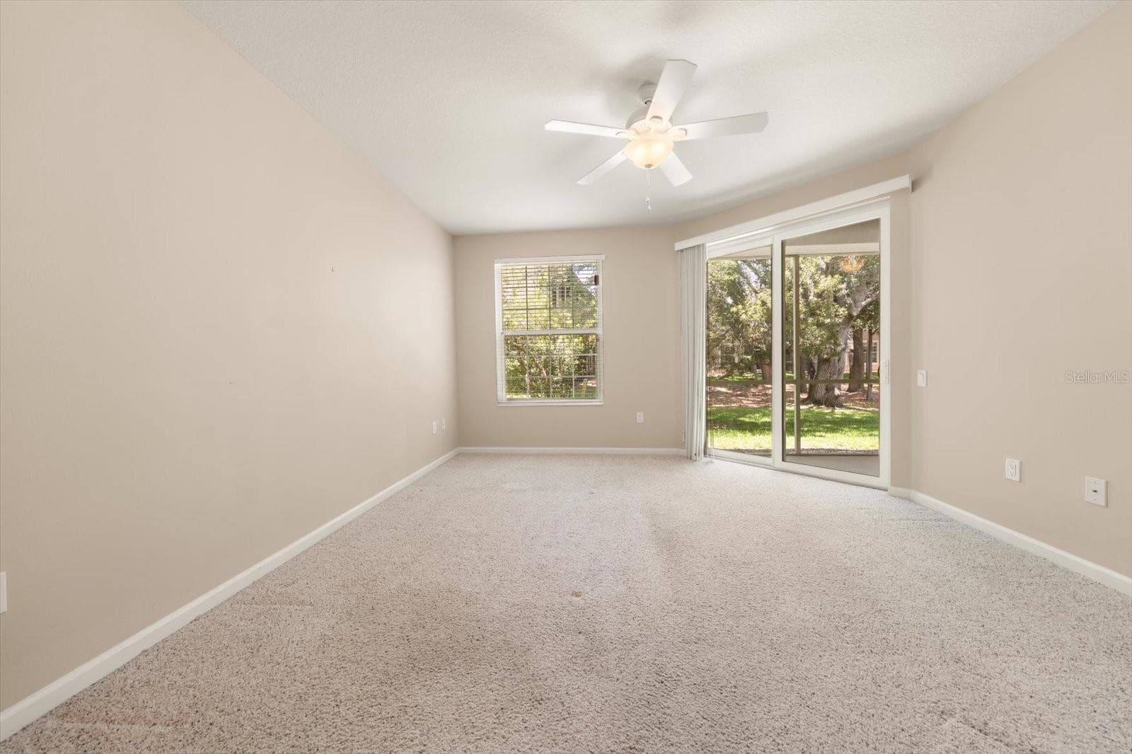 853 LANTERN WAY — photo 21 of 49
