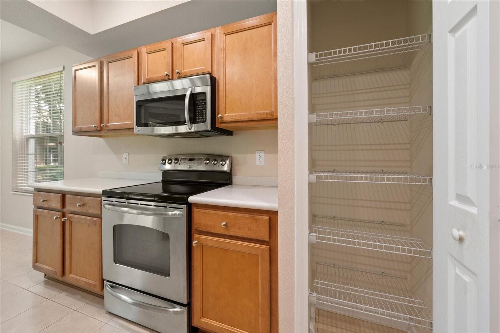 853 LANTERN WAY — photo 32 of 49