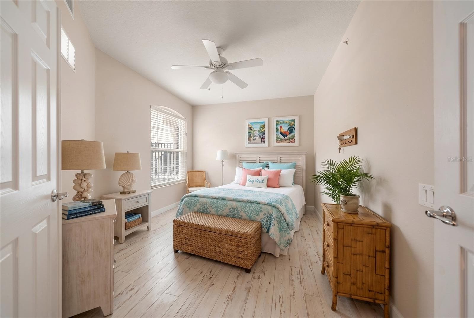 853 LANTERN WAY — photo 8 of 49