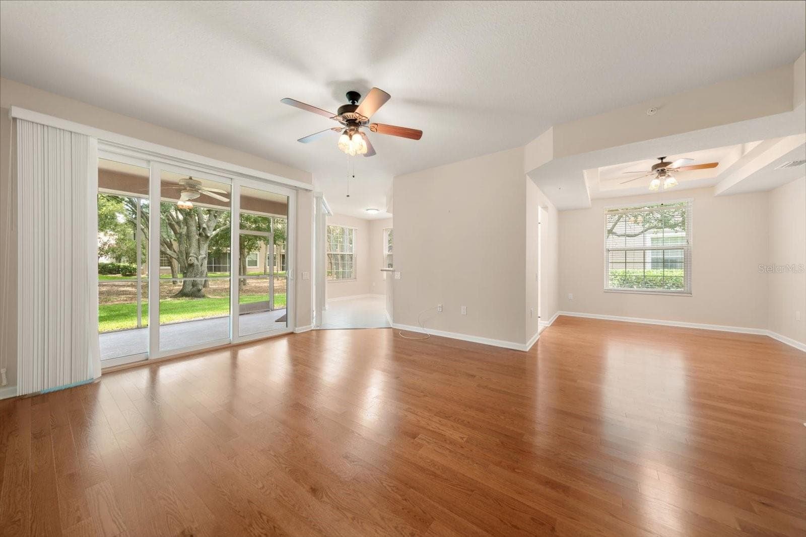 853 LANTERN WAY — photo 14 of 49