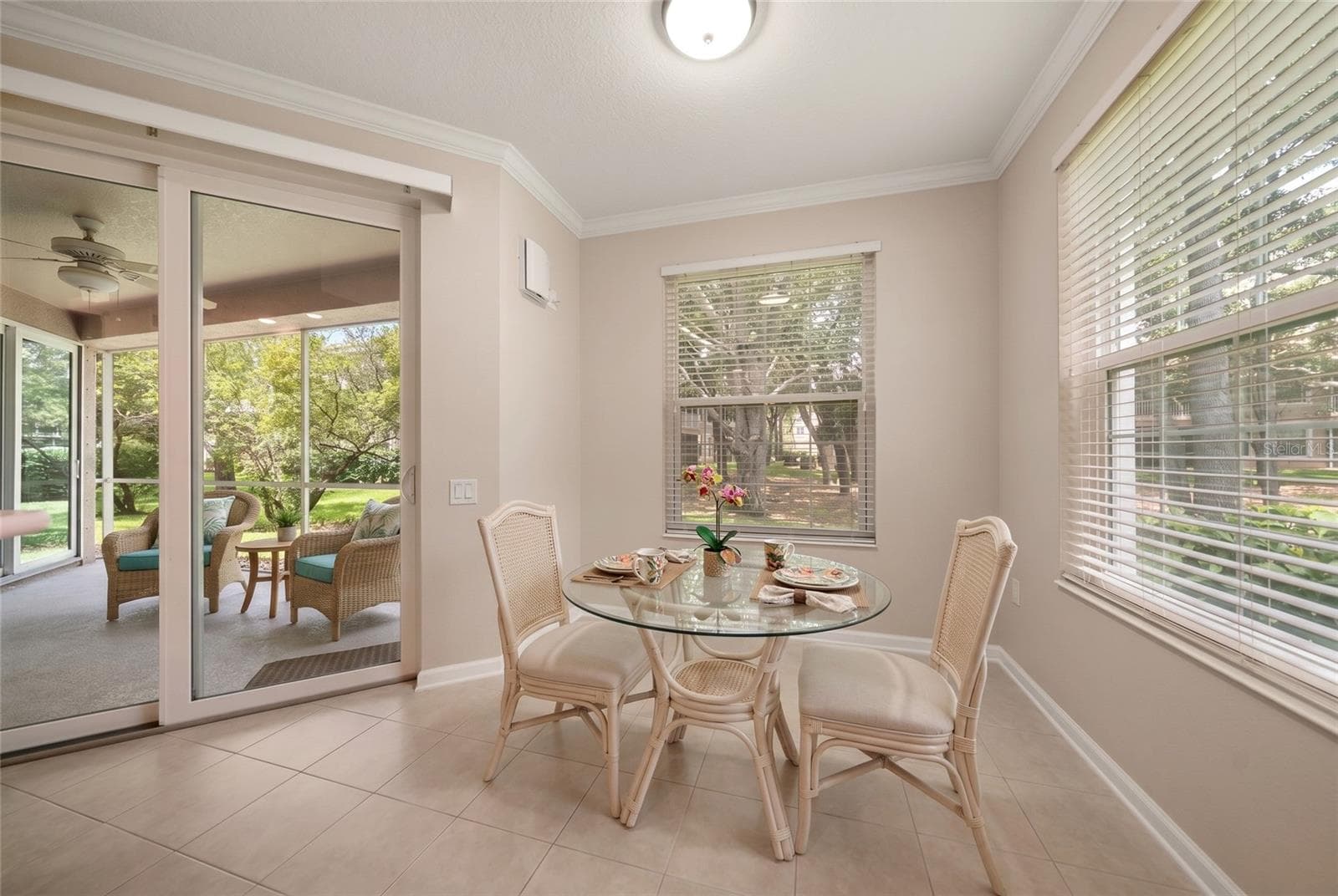 853 LANTERN WAY — photo 3 of 49