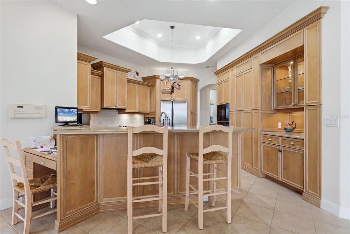 7218 MARLOW PLACE — photo 15 of 62