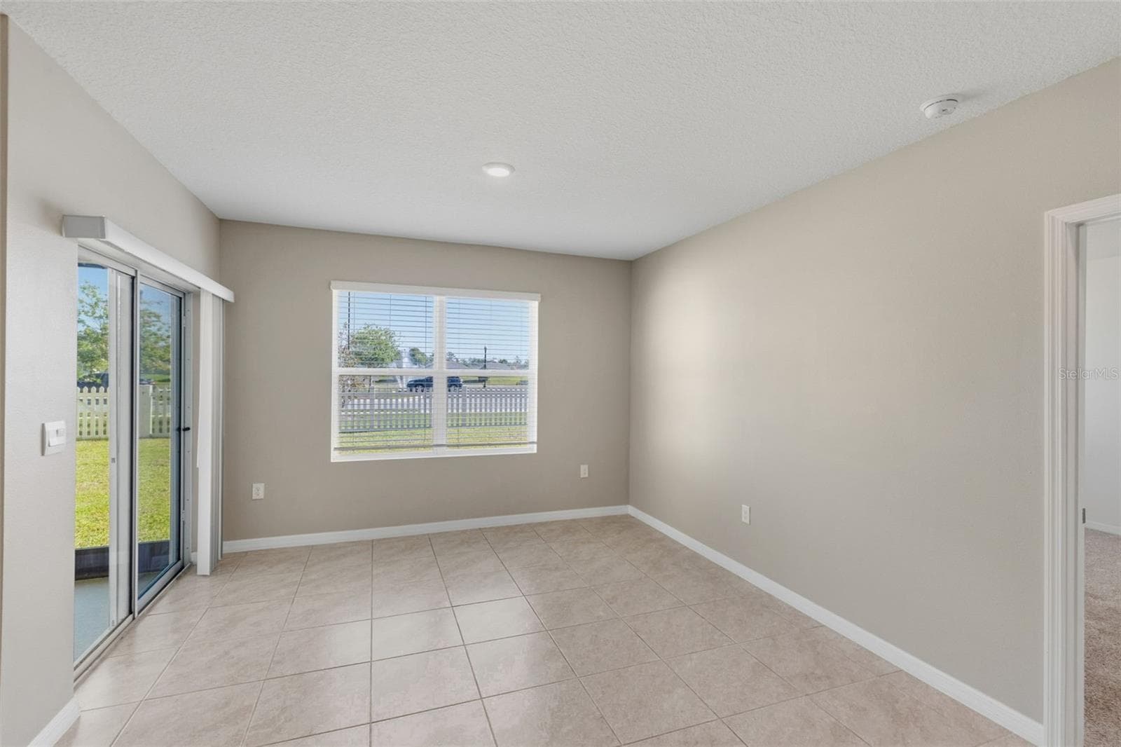 5725 SUNBONNET WAY — photo 9 of 27