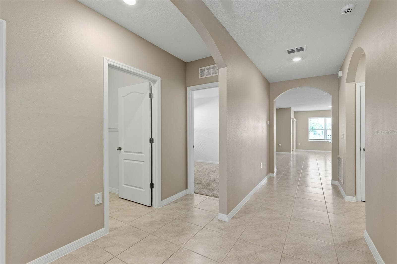 5725 SUNBONNET WAY — photo 10 of 27