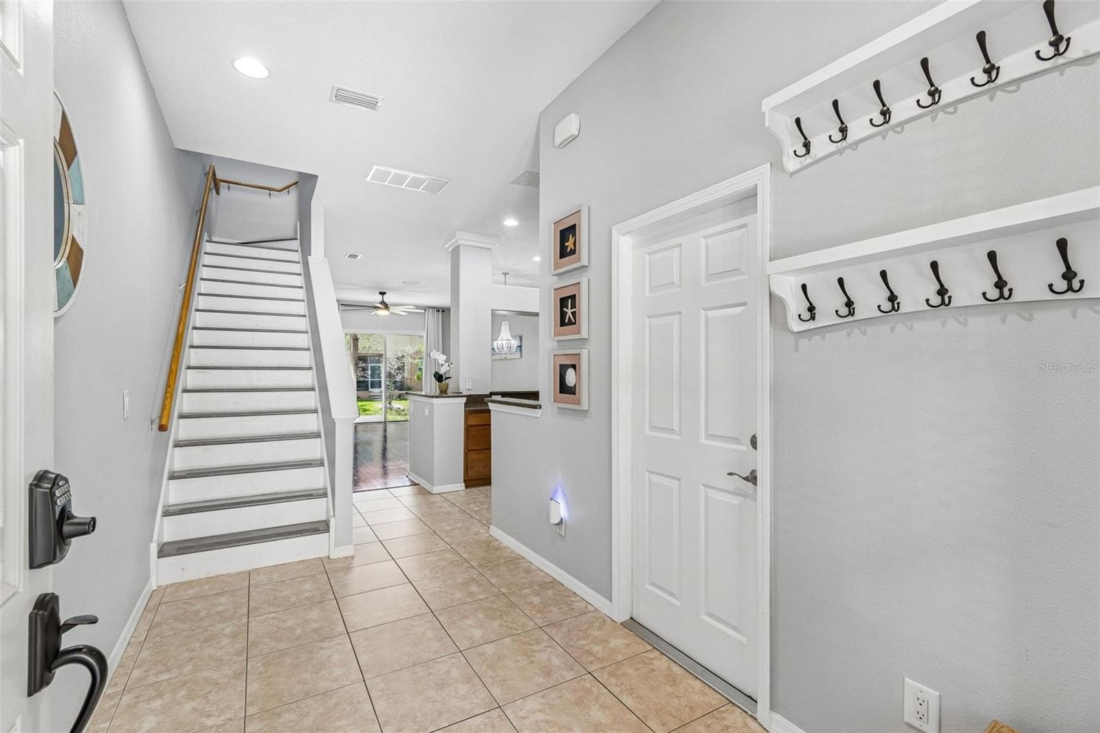 1455 HIDDEN COURT — photo 3 of 22