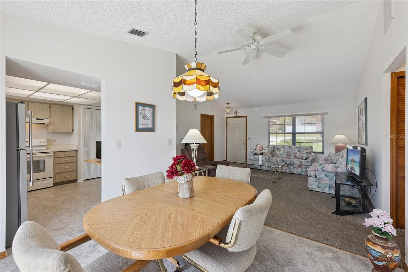 34 JASMINE DRIVE — photo 7 of 43